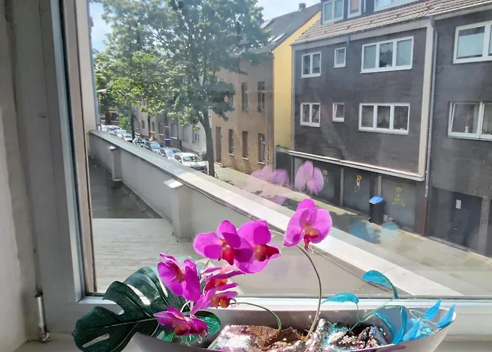 Duisburg Zentrum Orchidee, 5min vom HBF, Düsseldorf Messe und Flughafen 35 min