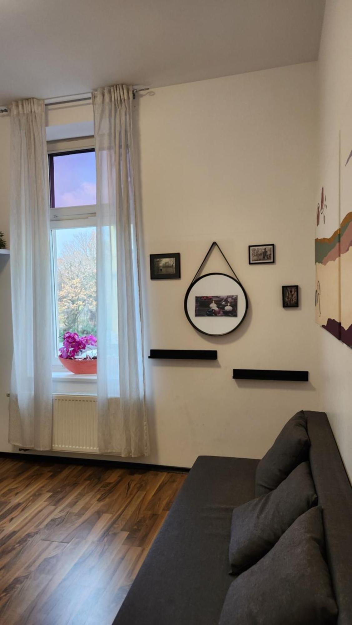 Apartment Zentrum Orchidee, 5min Vom Hbf, Düsseldorf Messe Und Flughafen 35 Min Duisburg