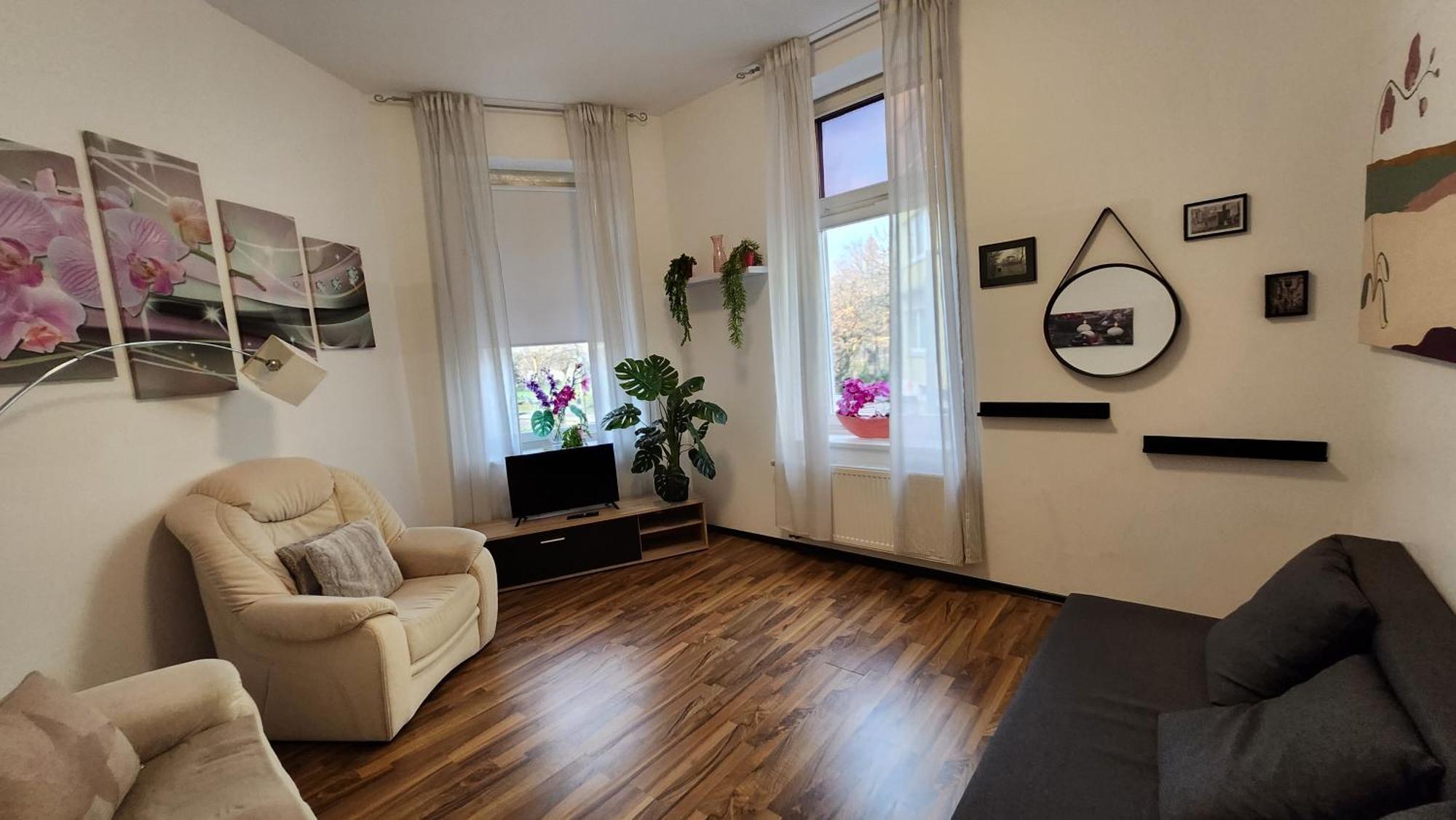 Zentrum Orchidee, 5min Vom Hbf, Düsseldorf Messe Und Flughafen 35 Min * Duisburg