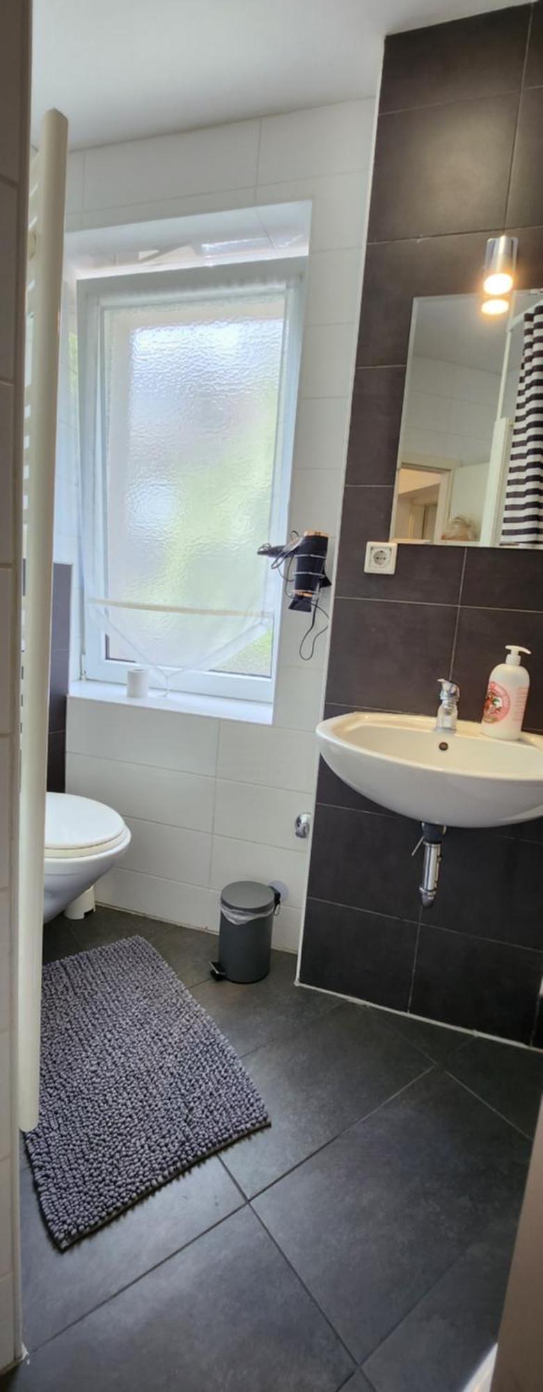 Apartment Zentrum Orchidee, 5min Vom Hbf, Düsseldorf Messe Und Flughafen 35 Min Duisburg