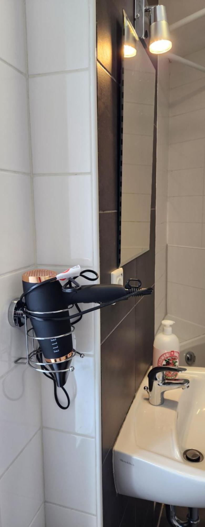 Apartment Zentrum Orchidee, 5min Vom Hbf, Düsseldorf Messe Und Flughafen 35 Min *