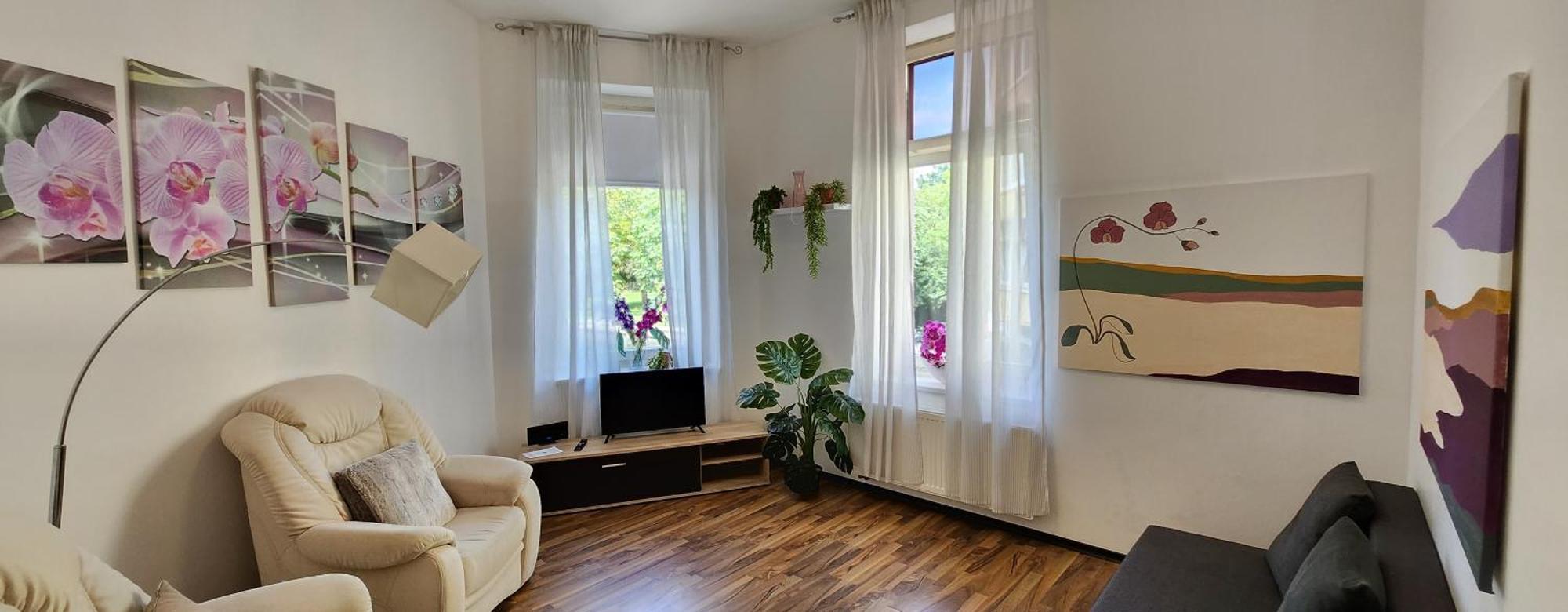 Zentrum Orchidee, 5min Vom Hbf, Düsseldorf Messe Und Flughafen 35 Min Apartment
